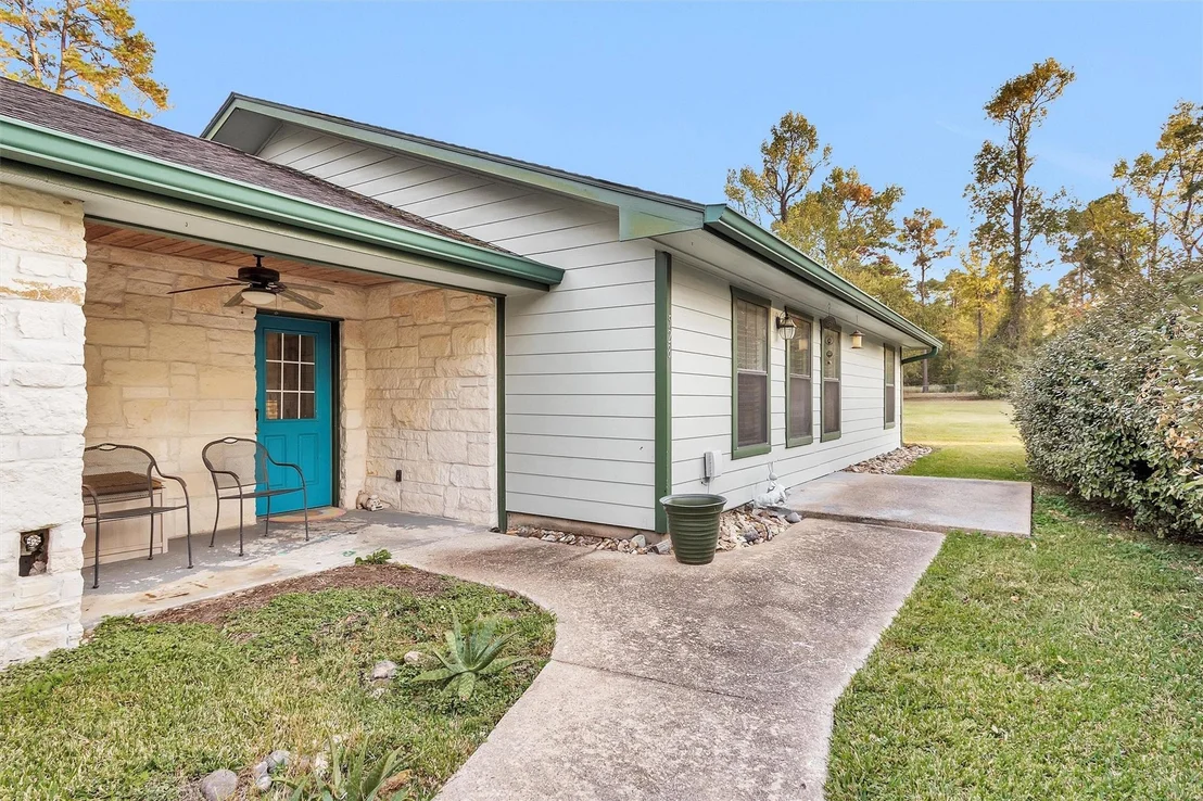 Photo of 528 Catfish Lane