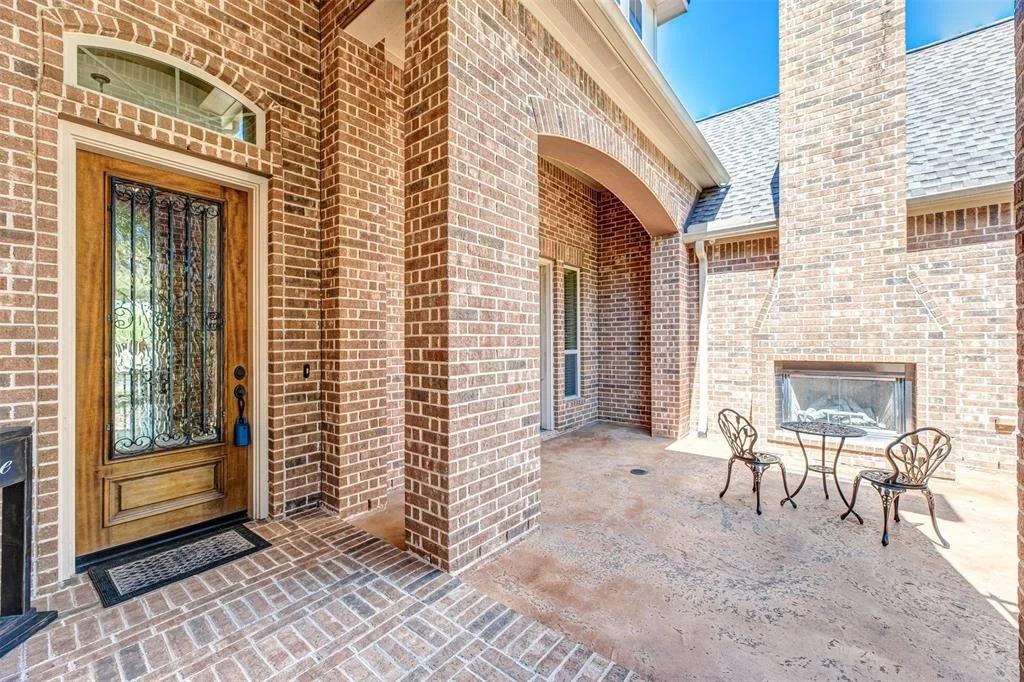 Photo of 13806 Lake Port