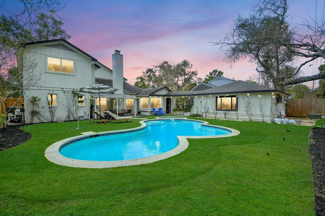 Photo of 11914 Riverview Drive