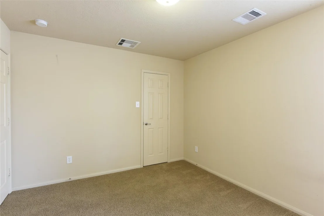 Photo of 118 E Lasting Spring Circle