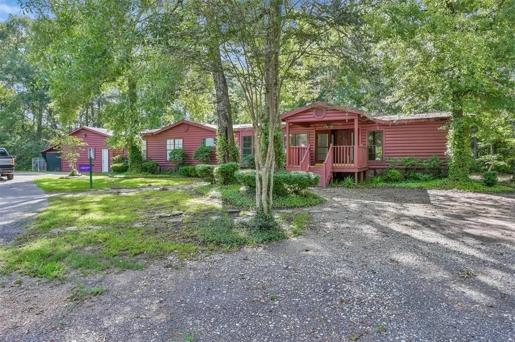 Photo of 18993 Ferne Drive