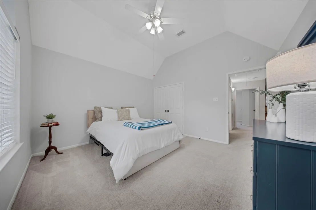 Photo of 79 N Cochrans Green Circle