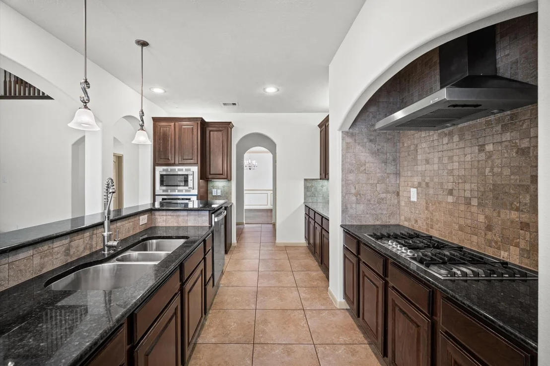 Photo of 21115 Knight Quest Drive