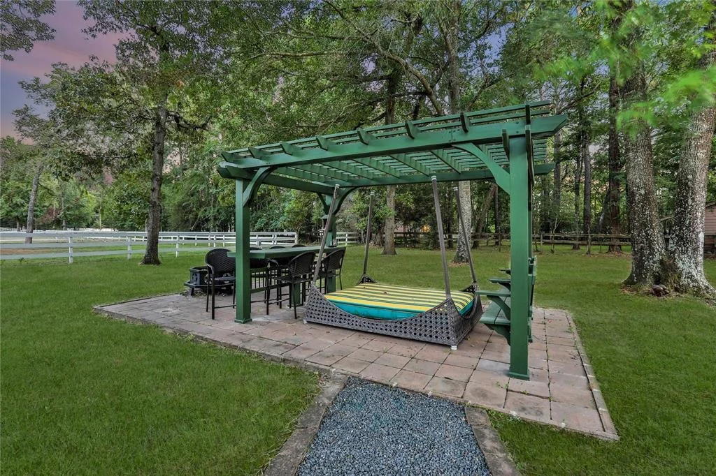 Photo of 39602 Lago Drive