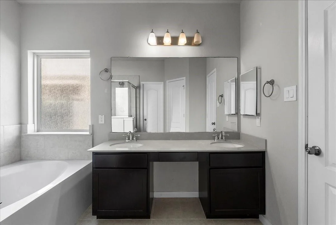 Photo of 5111 Bay Lane