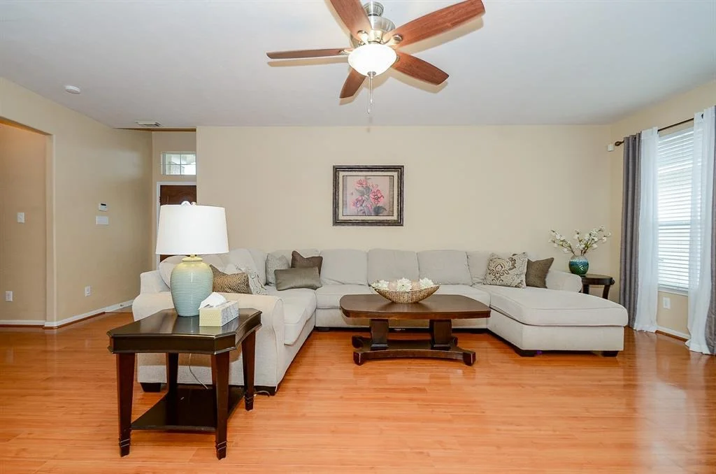 Photo of 7527 Oakleigh Drive
