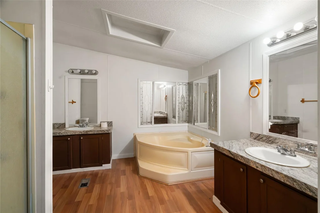 Photo of 191 Aquarius Road