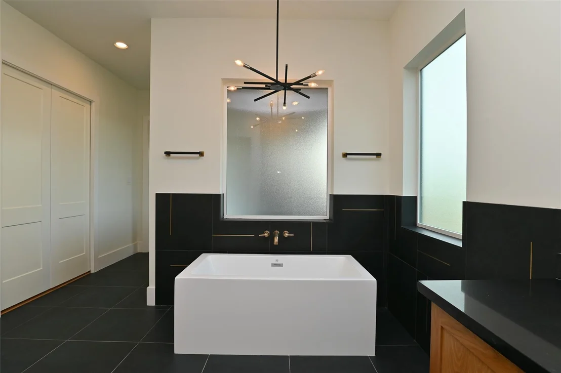 Photo of 1733 Du Barry Lane