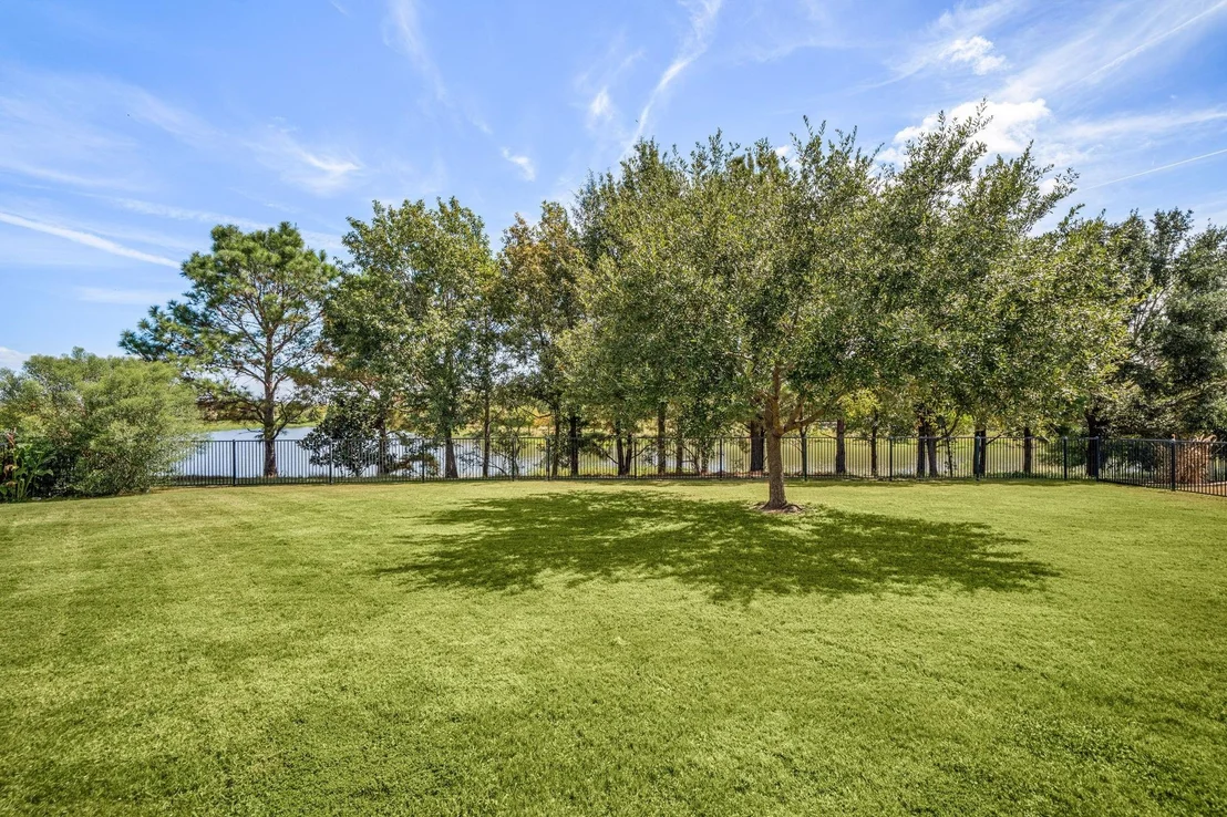 Photo of 34 Edgemont Court