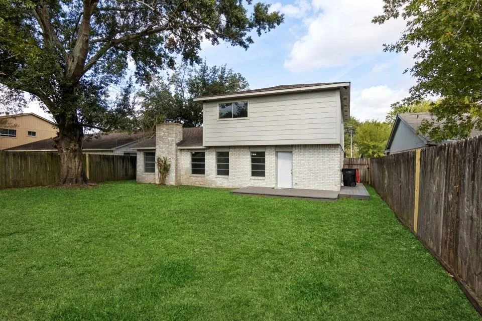 Photo of 10023 Peachridge Drive