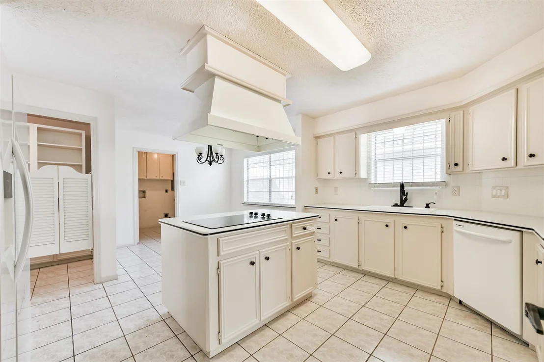 Photo of 7603 Portal Drive