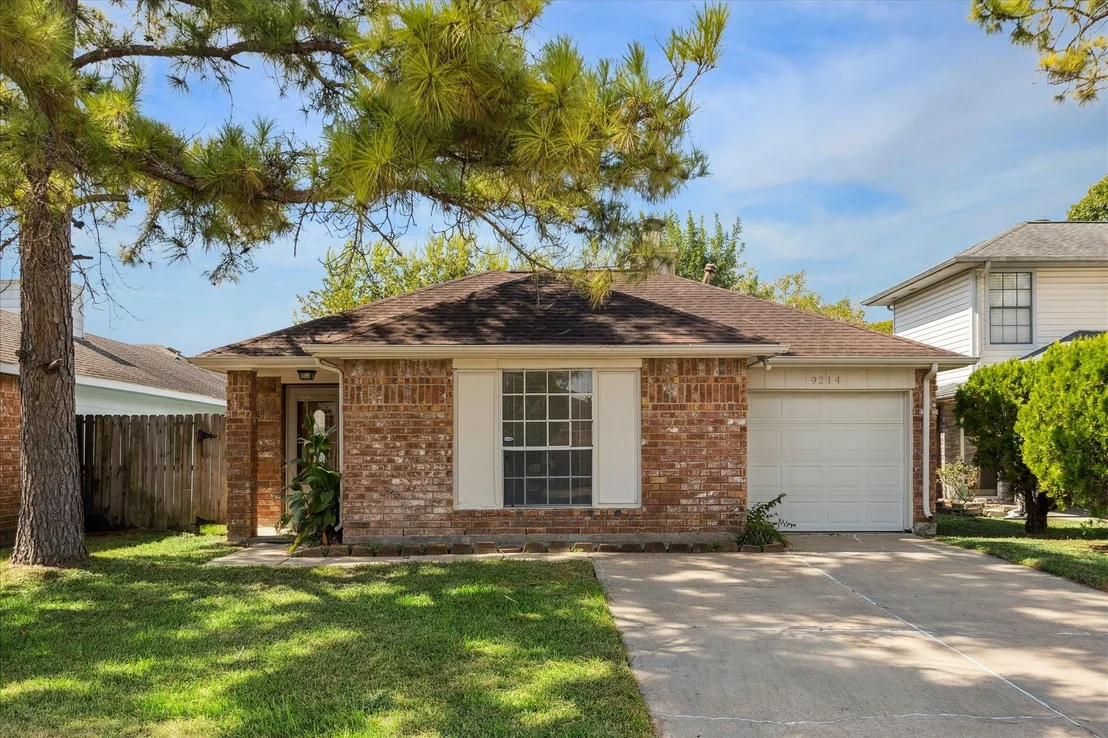 Photo of 9214 Lynchester Drive
