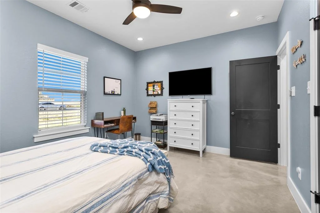Photo of 5425 Horseshoe Drive