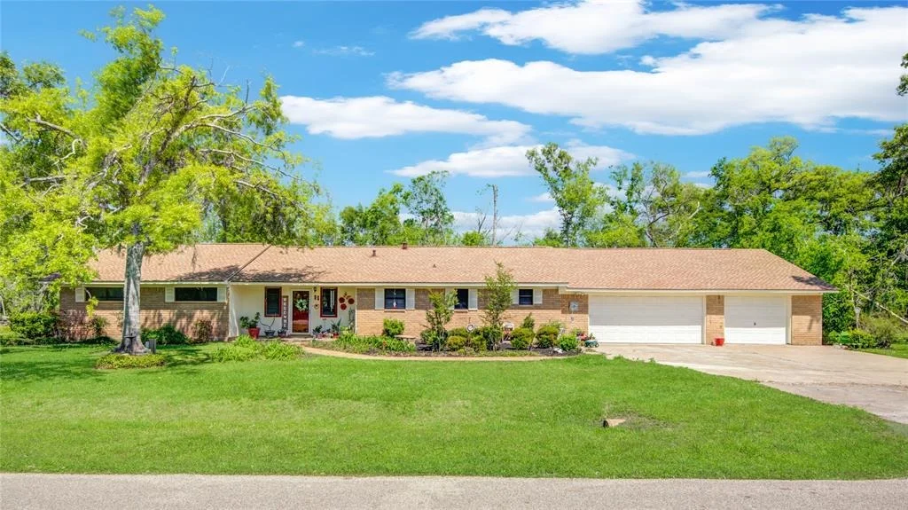 Photo of 95 Robinhood Lane