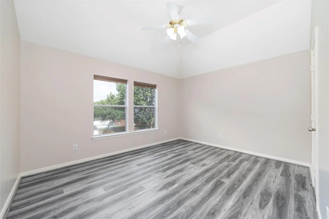 Photo of 6207 Suncrest Court
