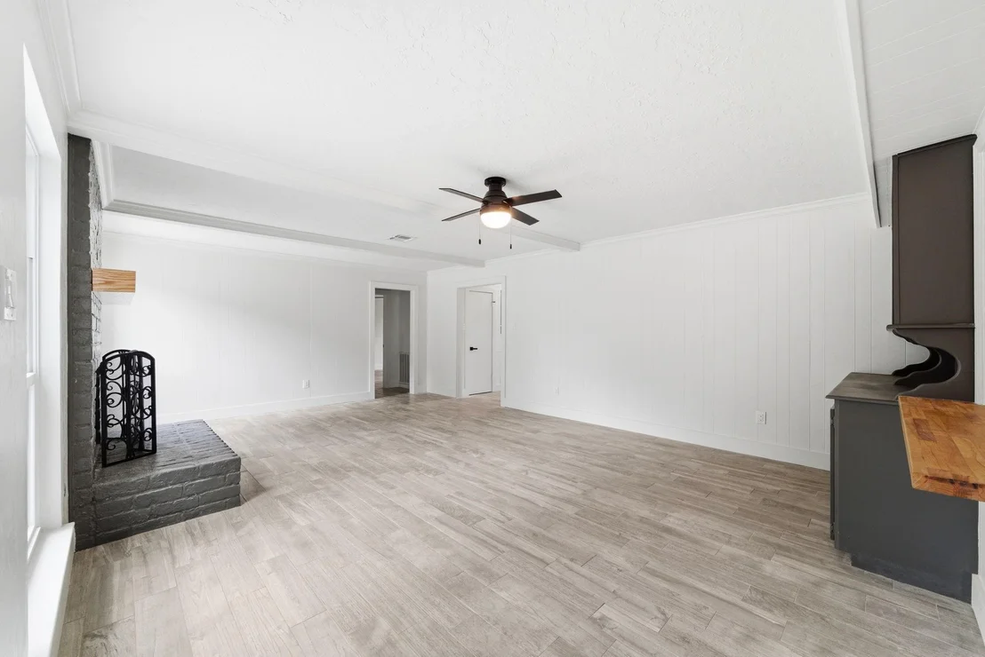 Photo of 8131 Theisswood Road