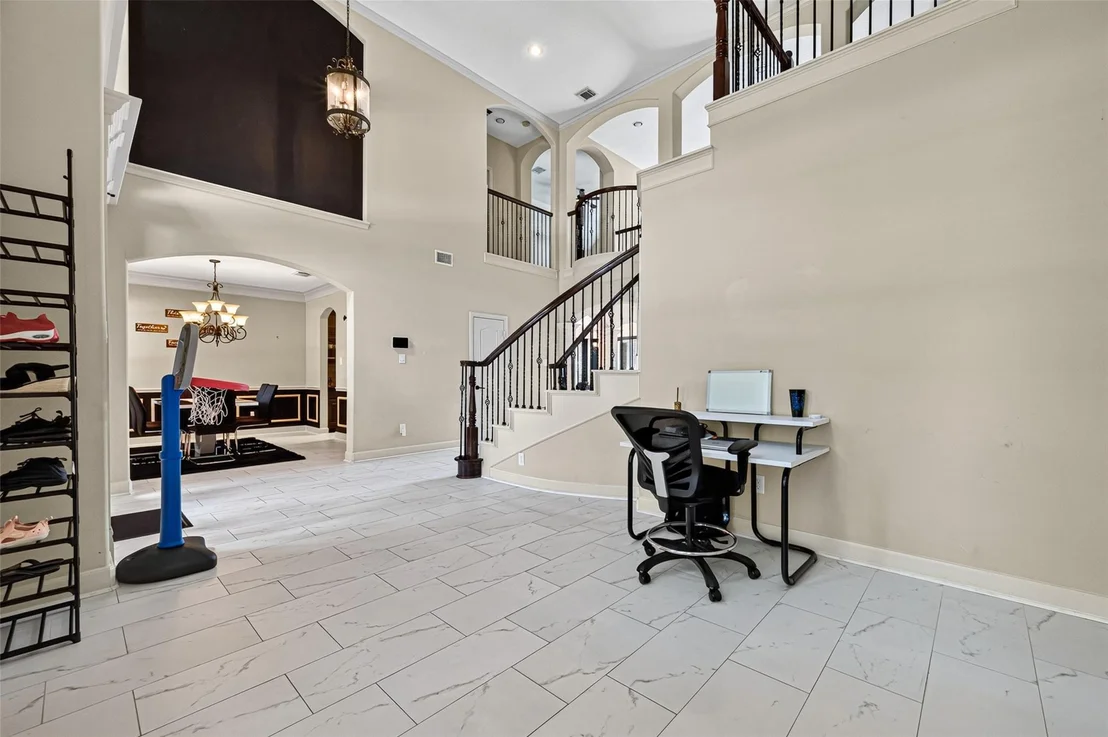 Photo of 2206 Montclair Oaks Lane