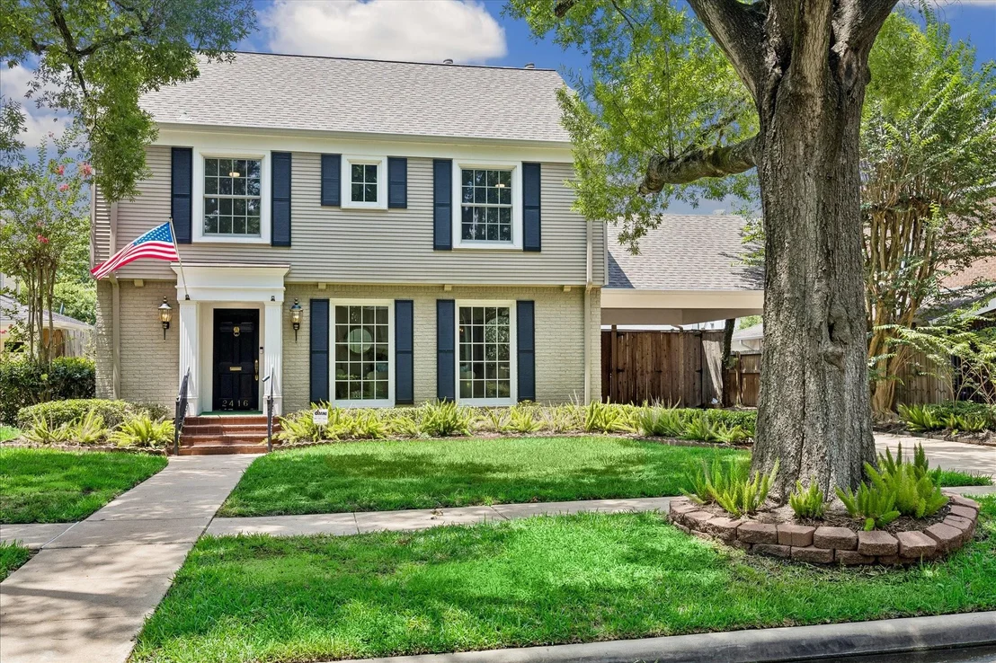 Photo of 2416 Addison Road