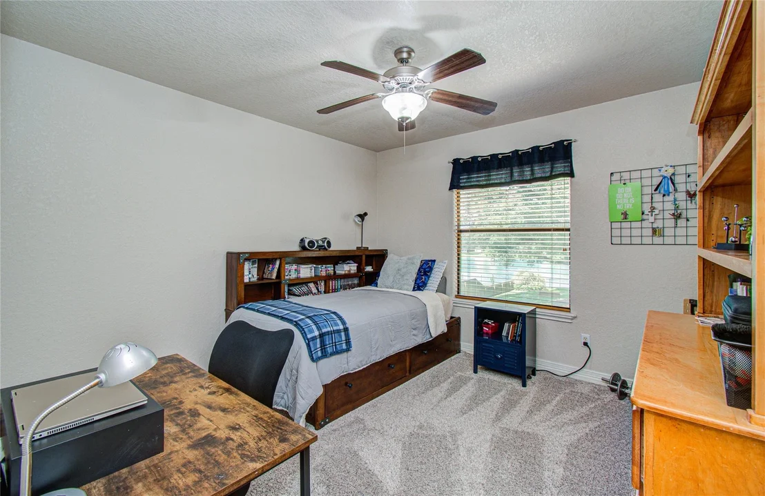 Photo of 805 Enchanted Oaks Drive