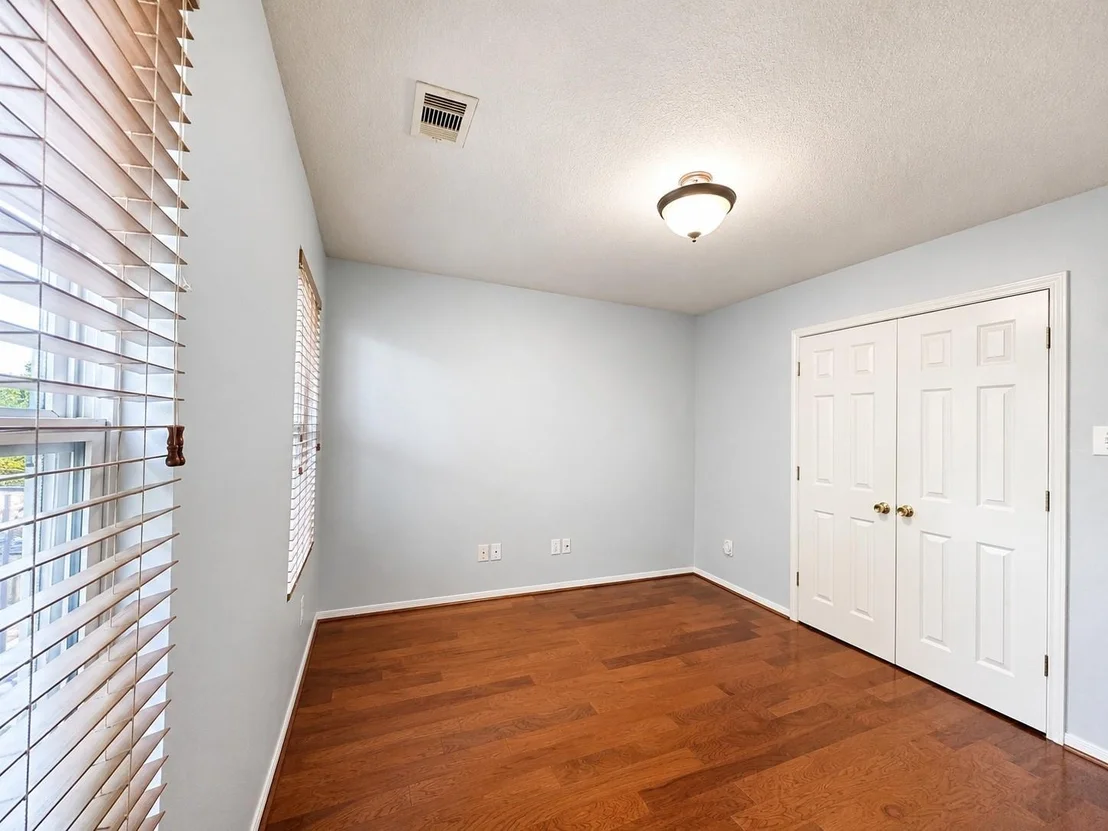 Photo of 903 Northgate Springs Drive