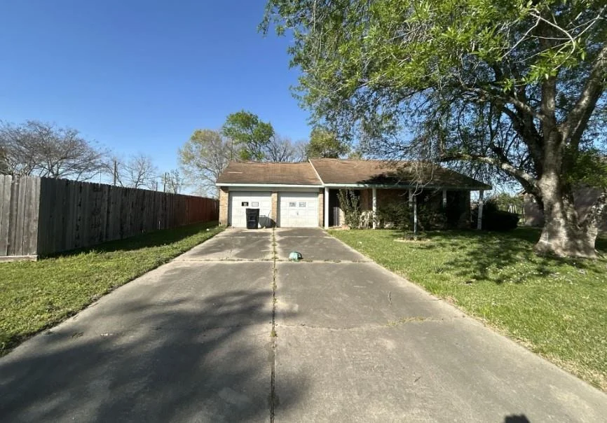 Photo of 6315 Sandy Oaks Drive