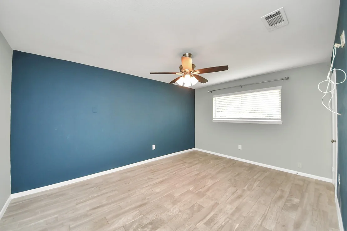 Photo of 5815 Effingham Drive