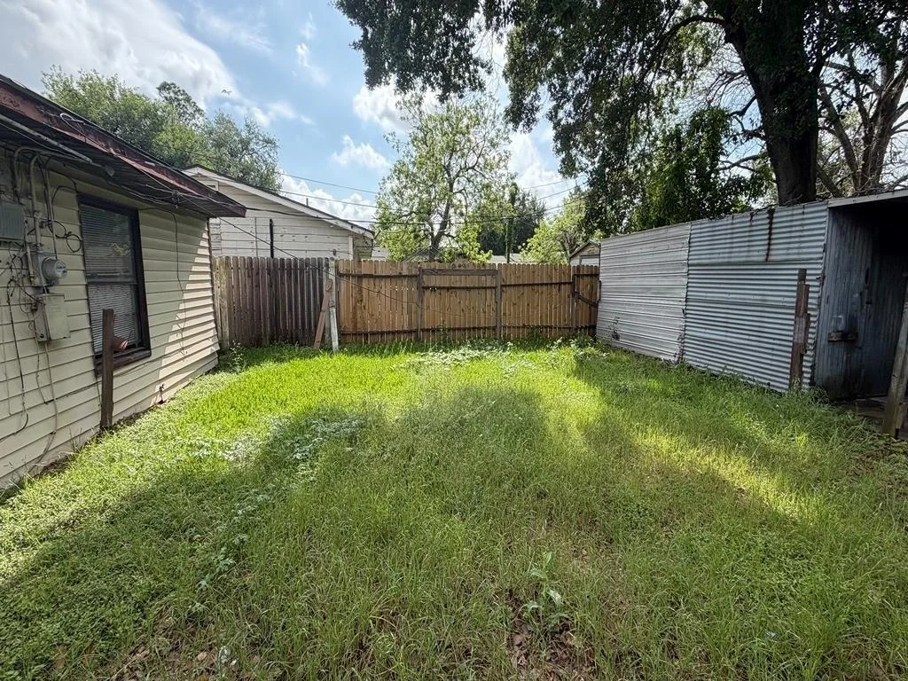 Photo of 7822 Kimble Street