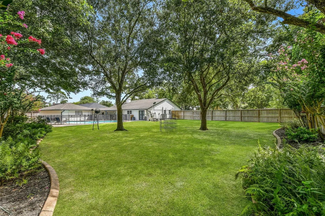 Photo of 9 Earlham Drive