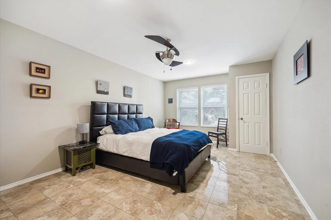 Photo of 1112 Jackson Boulevard
