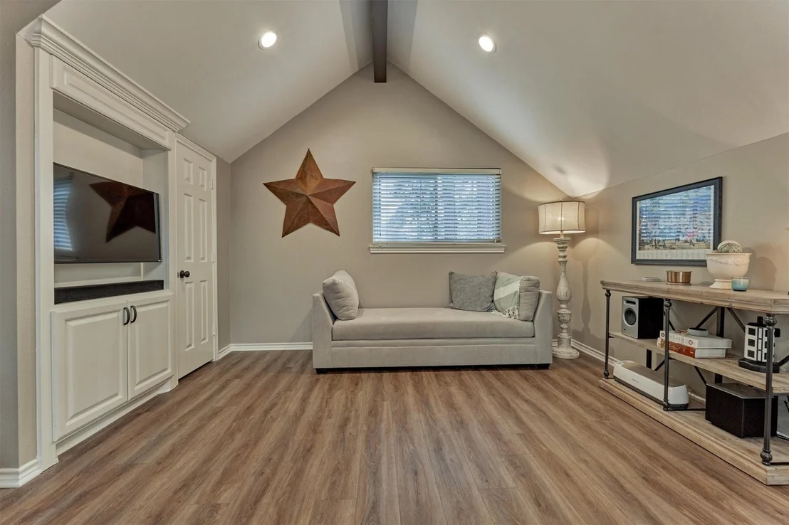 Photo of 23 Golden Thrush Place
