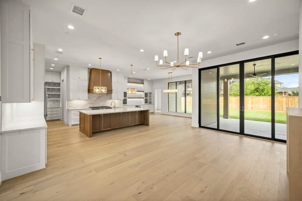 Photo of 1222 Glourie Drive