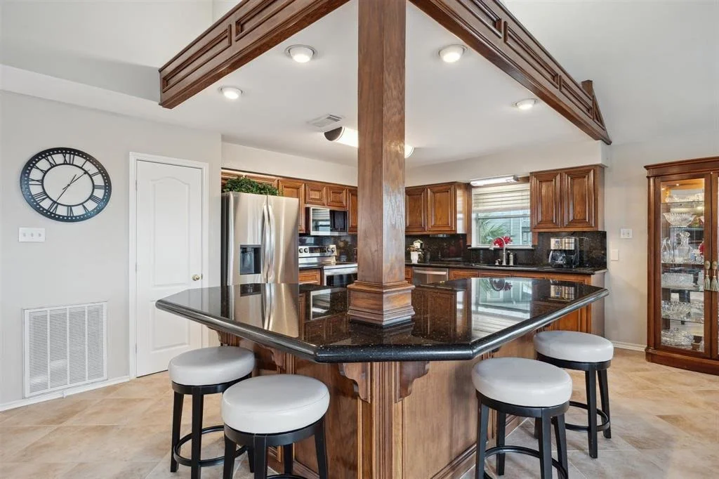 Photo of 1415 Mango Drive