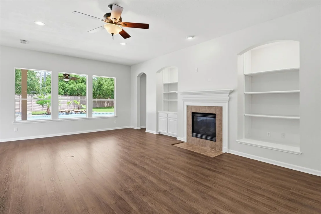 Photo of 8015 Ravens Point Drive