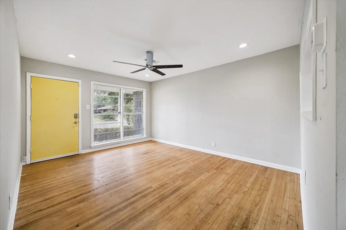 Photo of 5042 Viking Drive