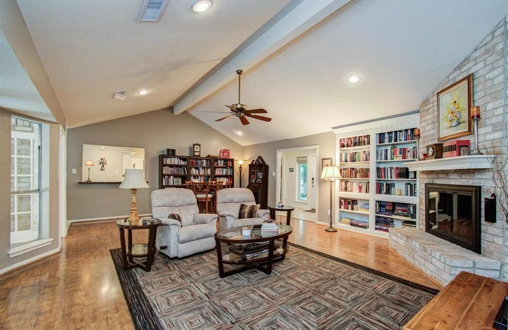 Photo of 16615 Sir William Drive