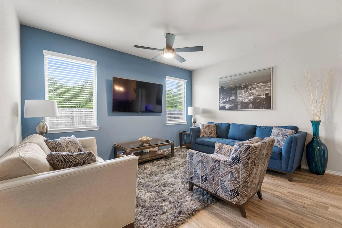 Photo of 6031 Purple Iris Street