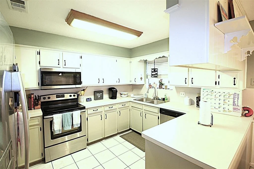 Photo of 904 Molina Drive