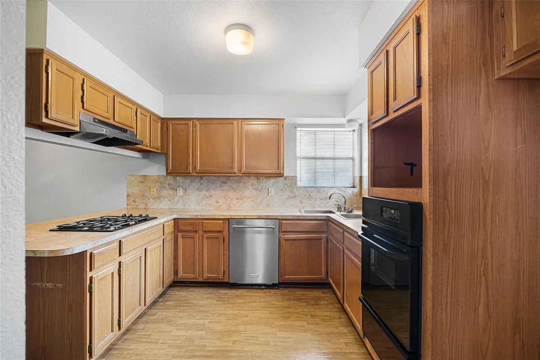 Photo of 14256 Shadow Bay Drive