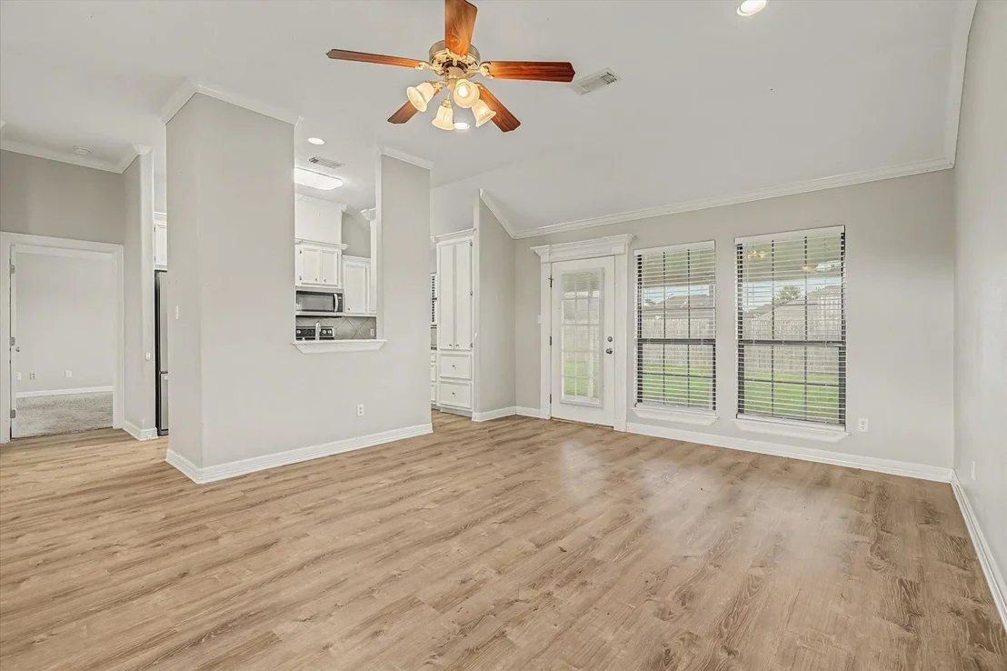 Photo of 1015 Cardinal Drive
