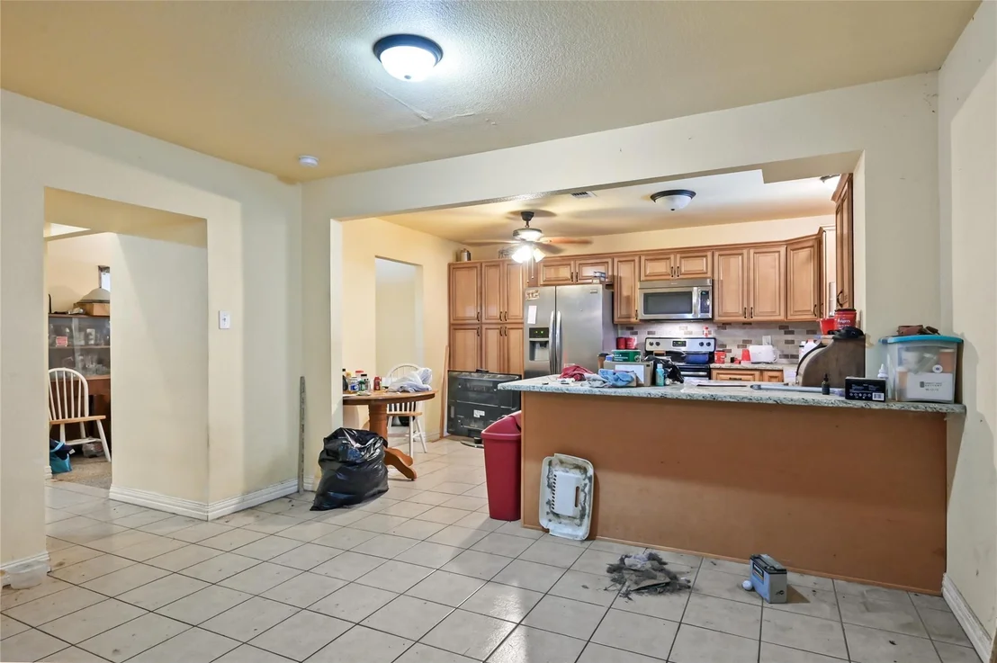Photo of 25102 Burrard Street