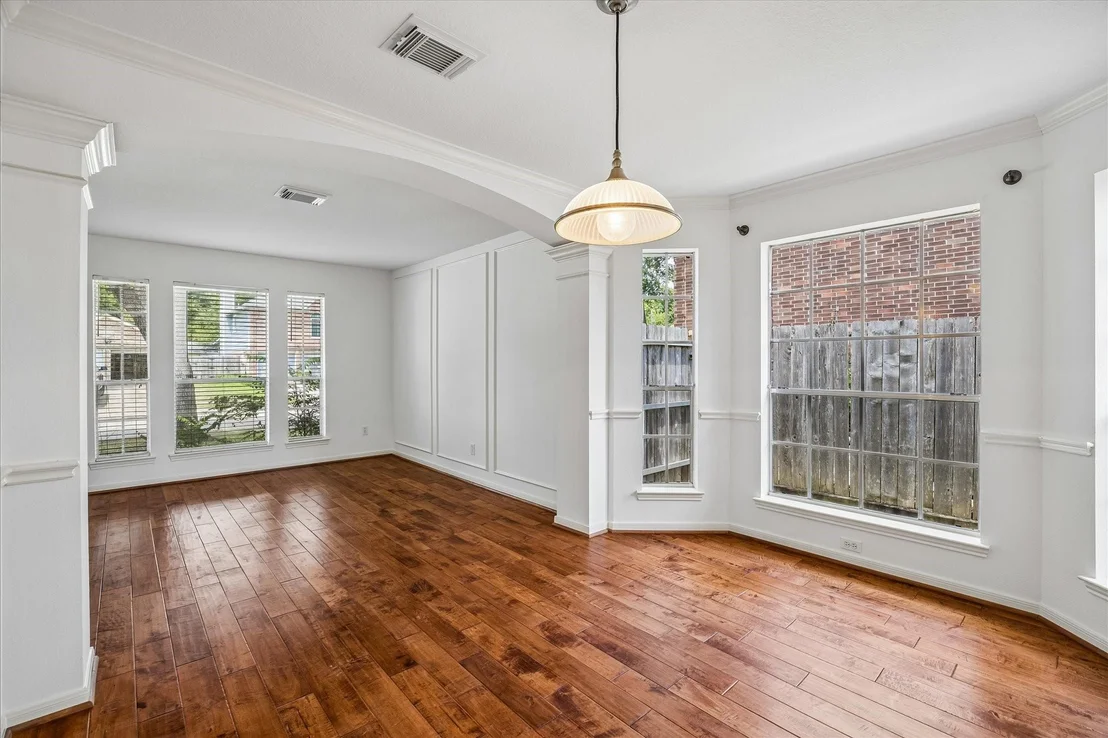 Photo of 734 W Clady Drive