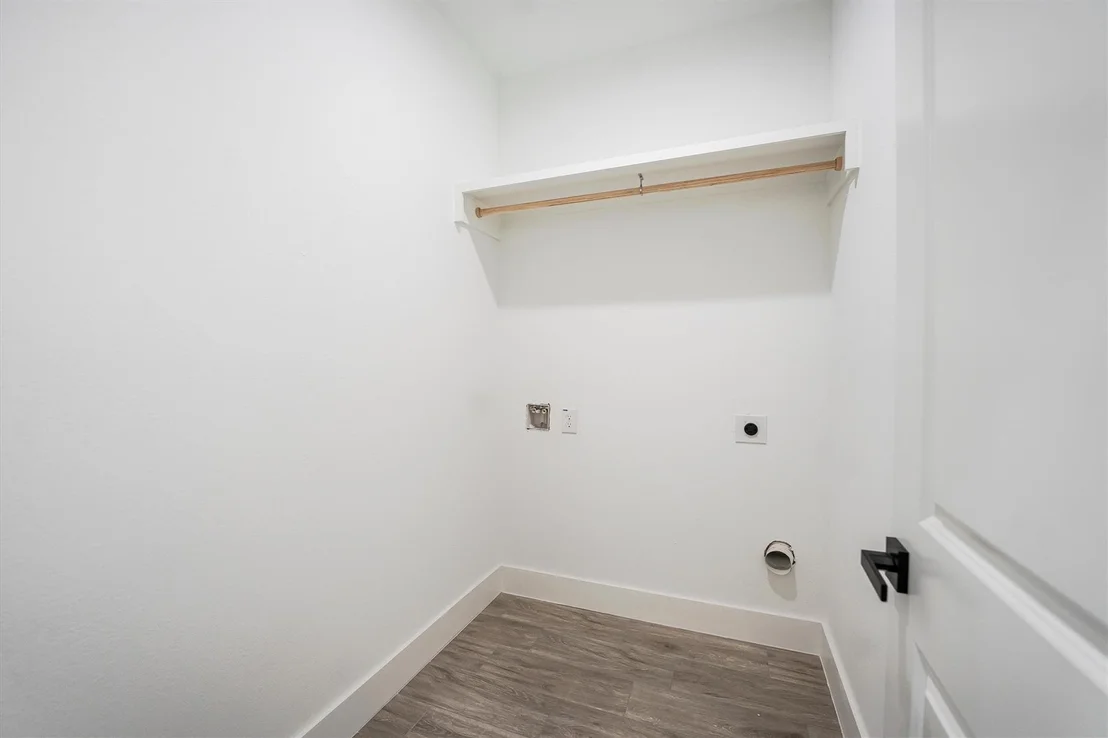 Photo of 10510 Twin Circles Dr