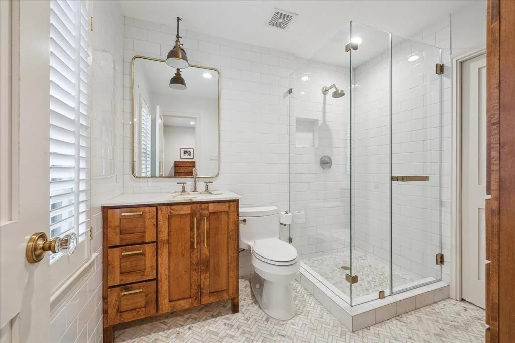 Photo of 2510 Addison Road