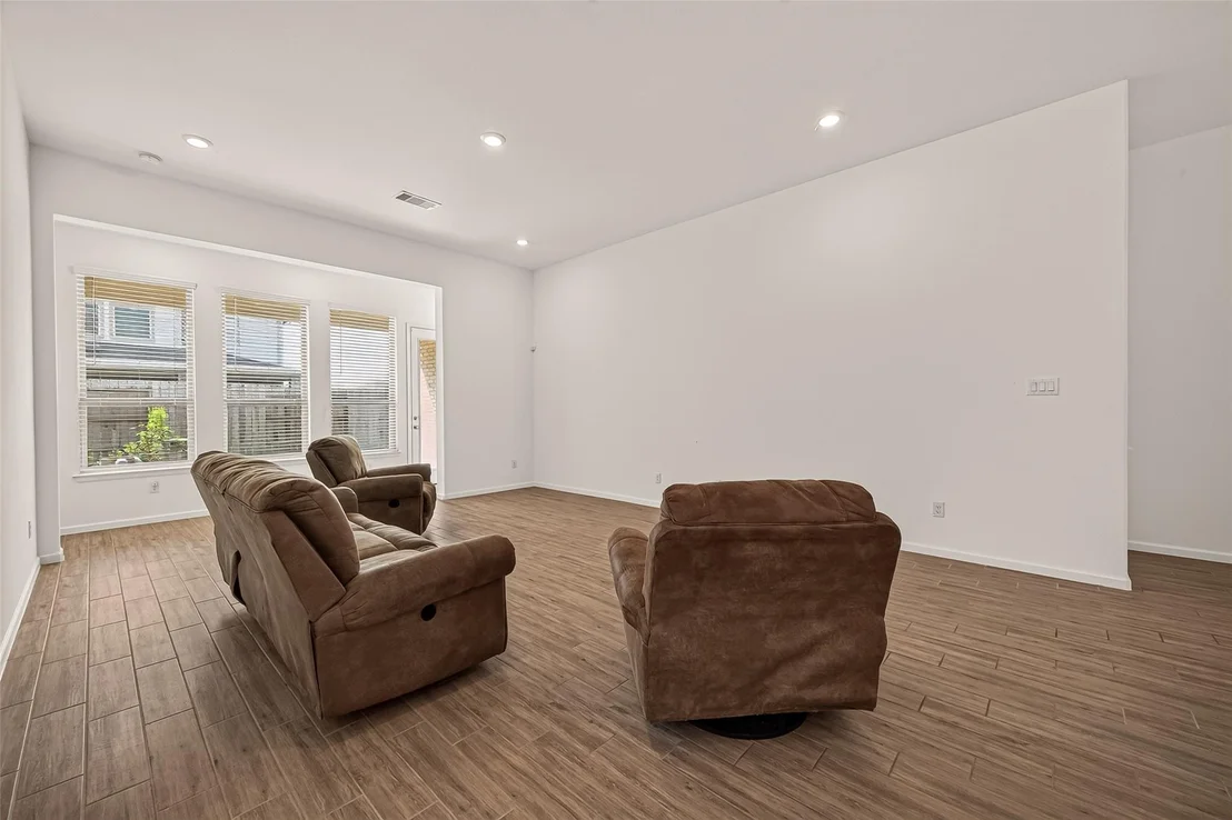 Photo of 3631 Springview Drive