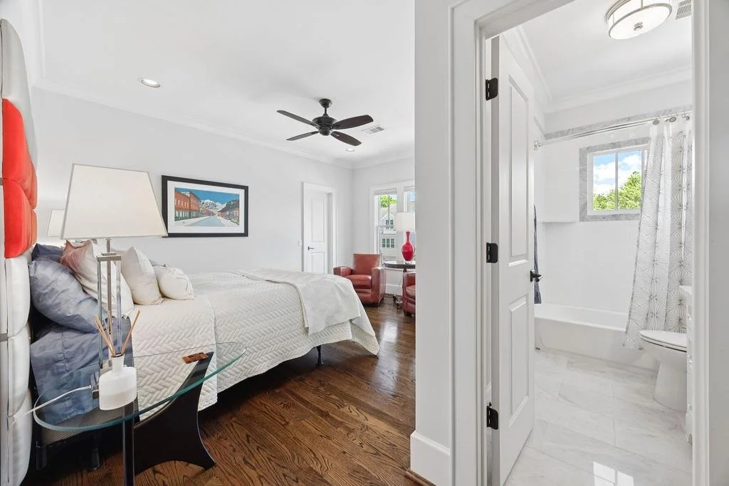 Photo of 2223 Saxon Drive