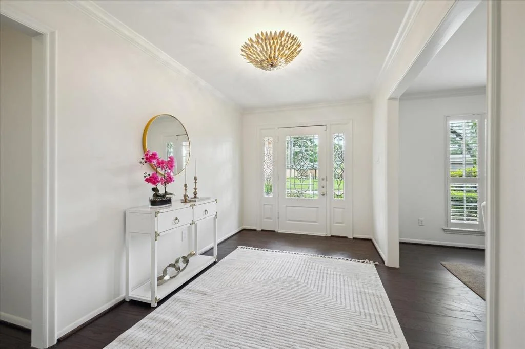 Photo of 807 Thornbranch Drive
