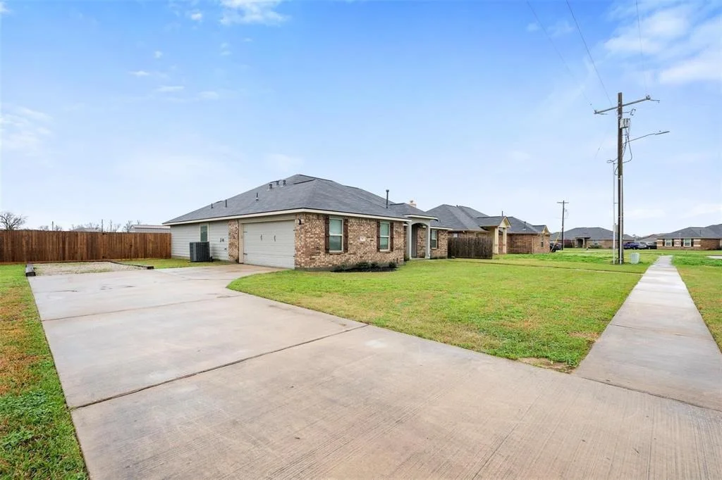 Photo of 98 Fordland Estate Drive