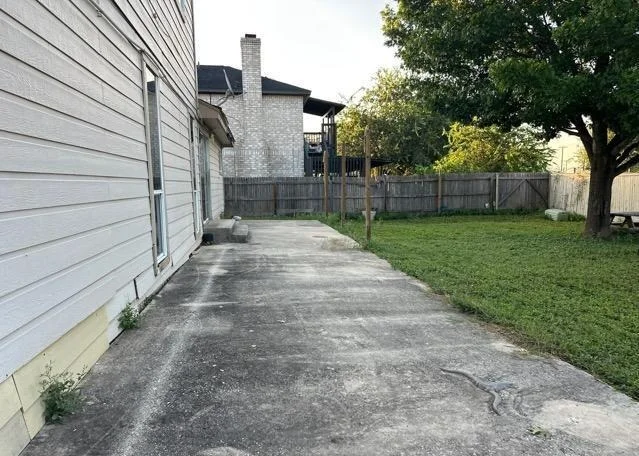 Photo of 9304 Pine Village