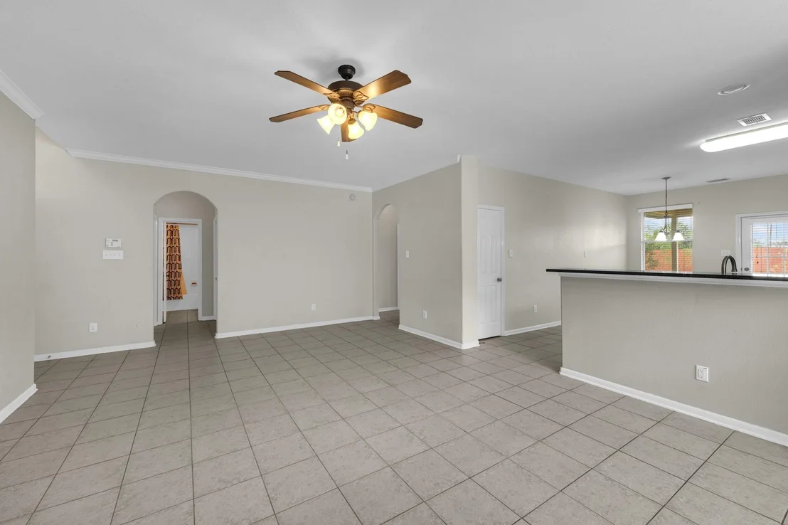Photo of 1922 Vale Haven Drive