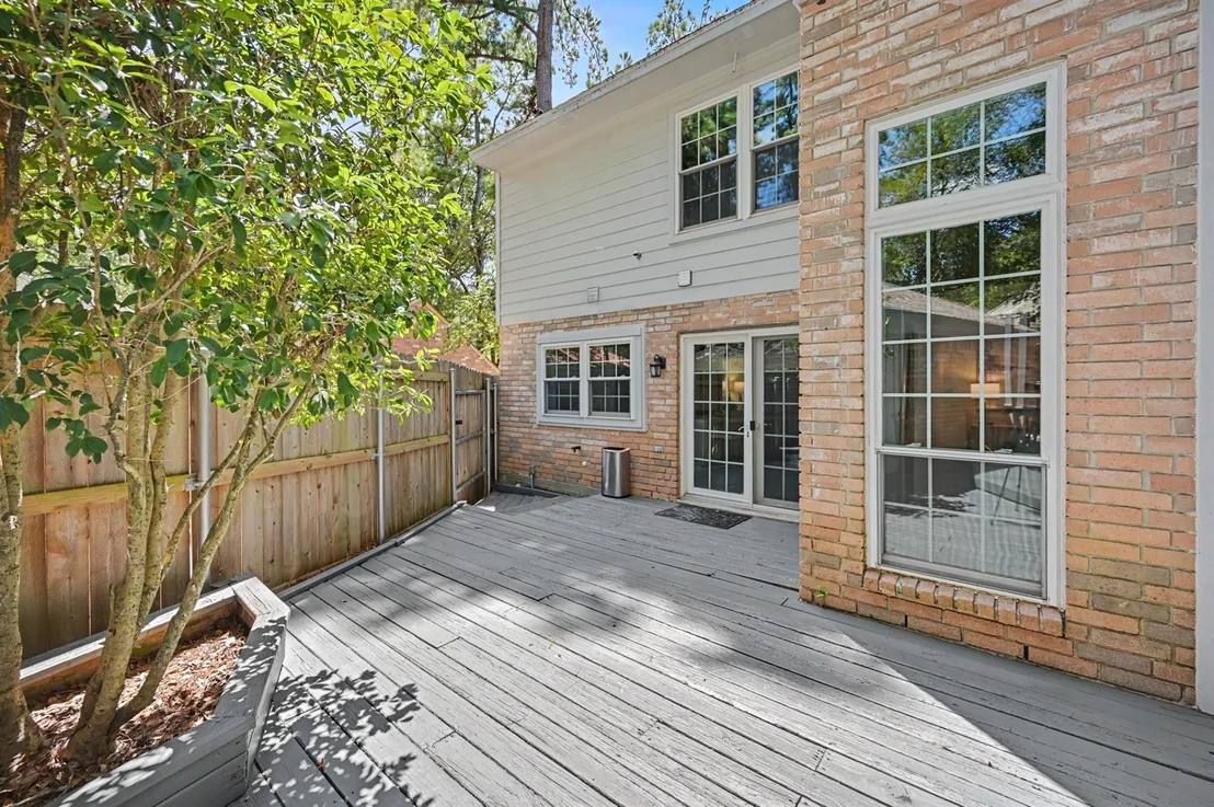 Photo of 98 Breezy Point Place